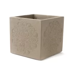 Maceta Cubo 25x25 Mandala de fibrocemento El Fausto, maceta artesanal decorativa con relieve en tonos gris, blanca, marfil o simil piedra